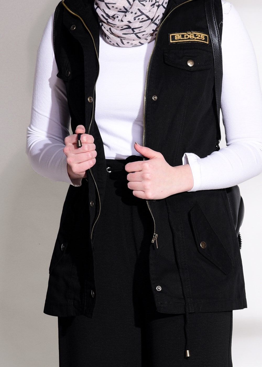 Tesettür giyim SİYAH T 997 Lvr-Cep Detaylı Yelek