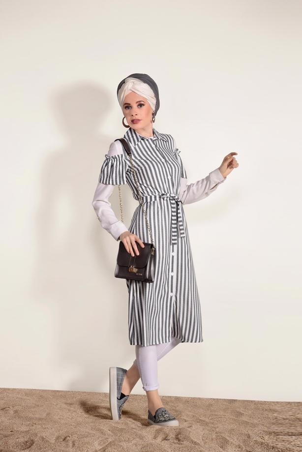 Tesettür giyim KREM T 3012 Ayriss- Çizgili Yelek - TRENDTESETTÜR