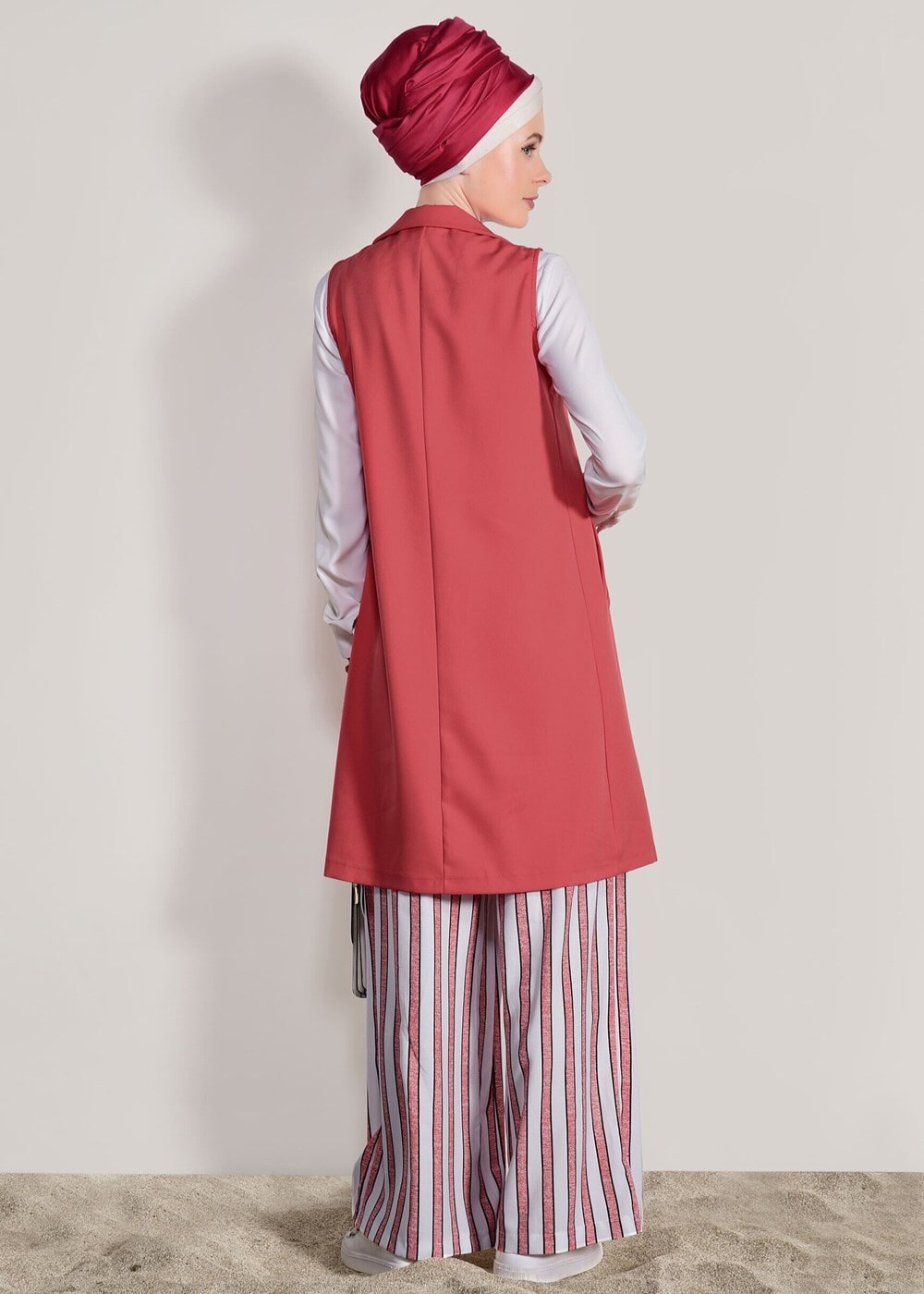 Hijab clothing RED POCKET DETAIL CARDIGAN T 6796 