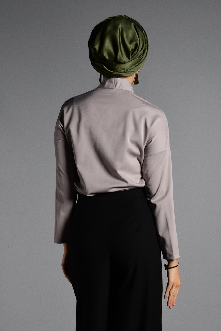 Vêtements hijab BEIGE CHEMISIER AVEC POCHES 27201 