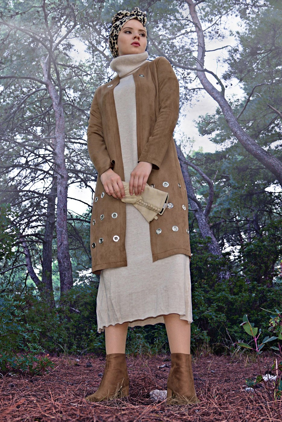 Vêtements hijab TABA VESTE EN DAIM DÉTAILLÉ ŒILLETS 1418