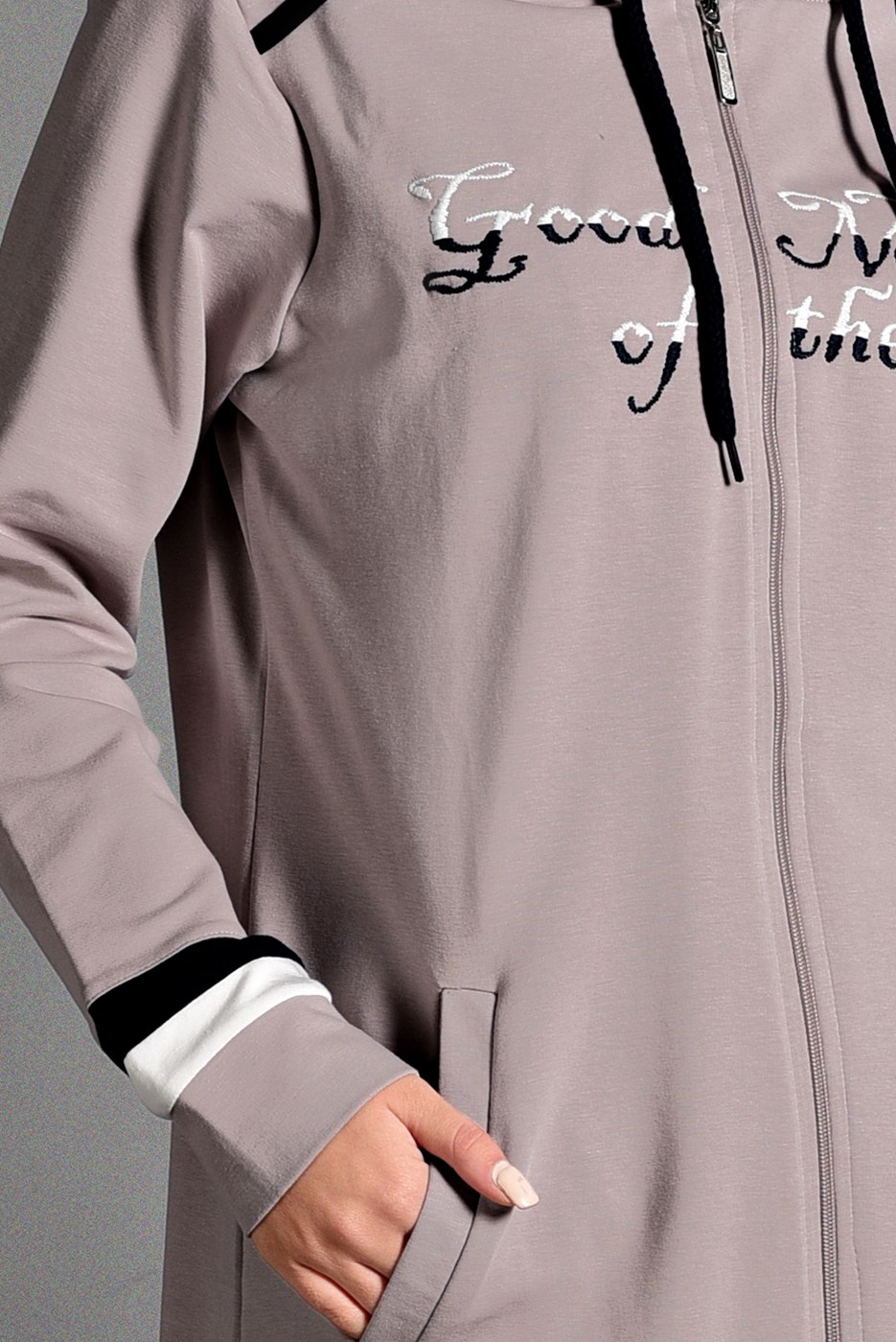 Tesettür giyim MOR KAPÜŞONLU SPOR CEKET 2028 