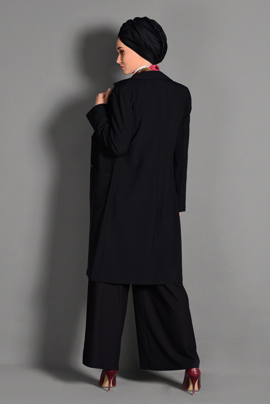 Tesettür giyim SİYAH DÜĞMELİ CEP DETAYLI CEKET 4800 