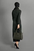 Tesettür giyim HAKİ CEP DETAYLI EKOSE DESENLİ ELBİSE 8793-3 