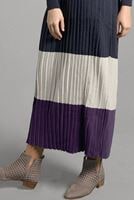 Vêtements hijab BLEU MARINE ROBE EN TRICOT À PLIS 734 