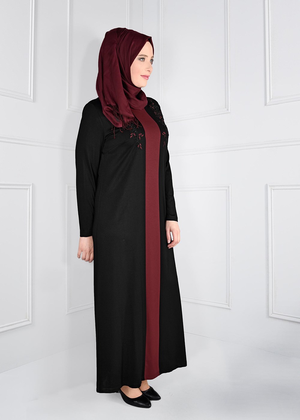 Vêtements hijab NOIR ROBE À BRODÉE 2742	