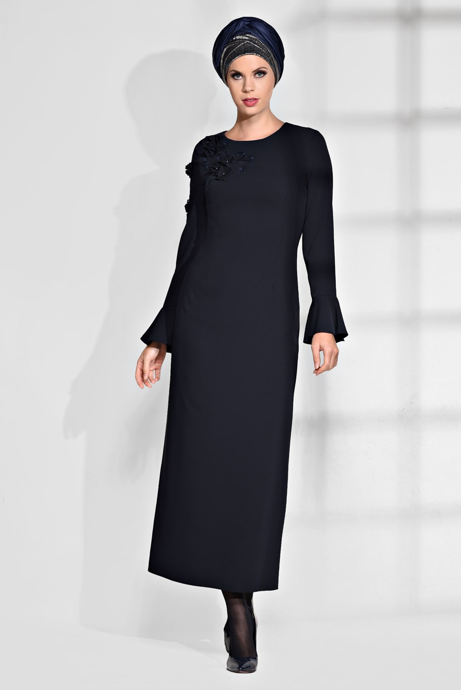 Tesettür giyim LACİVERT ÇİÇEK İŞLEMELİ DAR ELBİSE 4629 