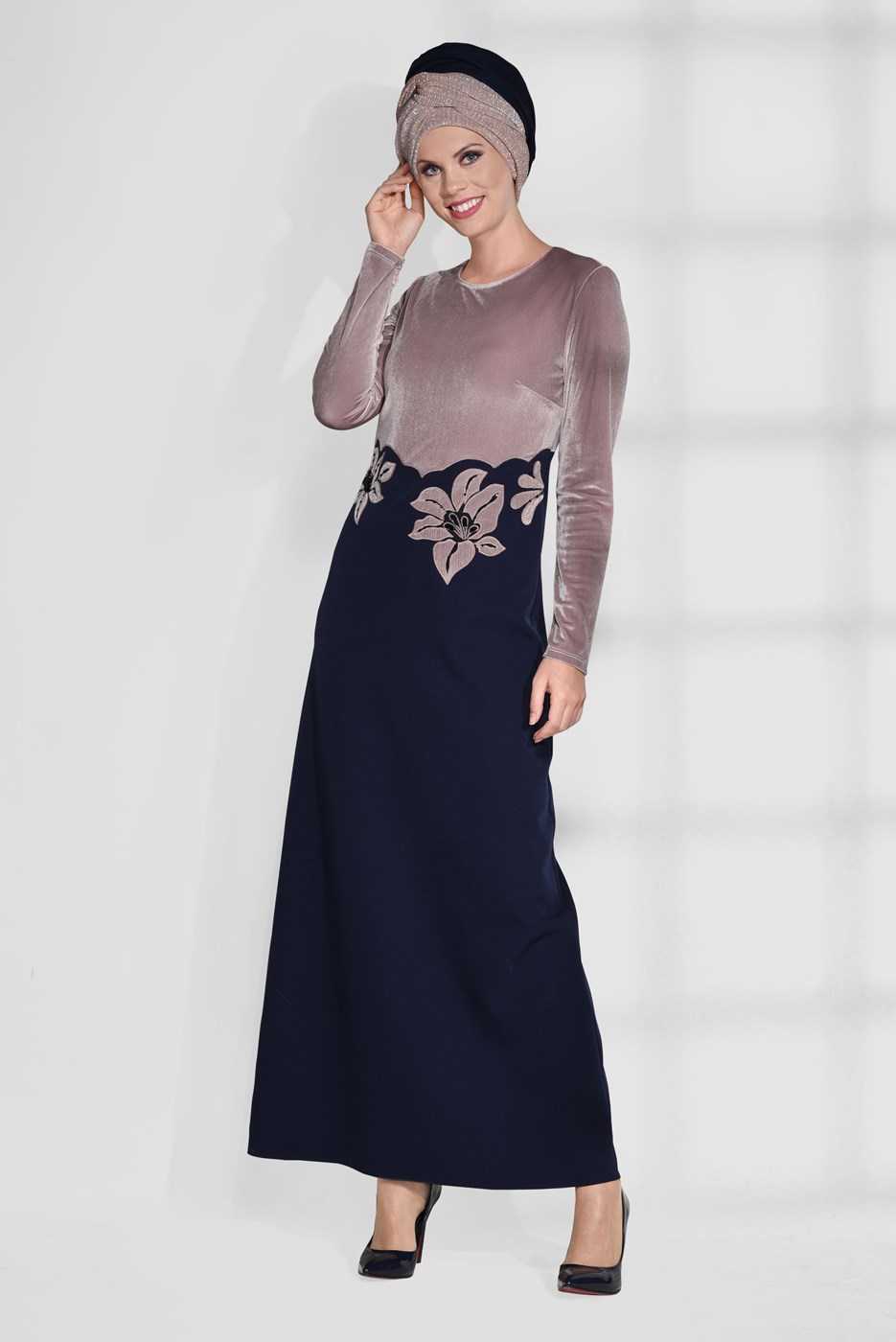 Tesettür giyim PUDRA ÇİÇEK DESENLİ ÇİFT RENK ELBİSE 4667