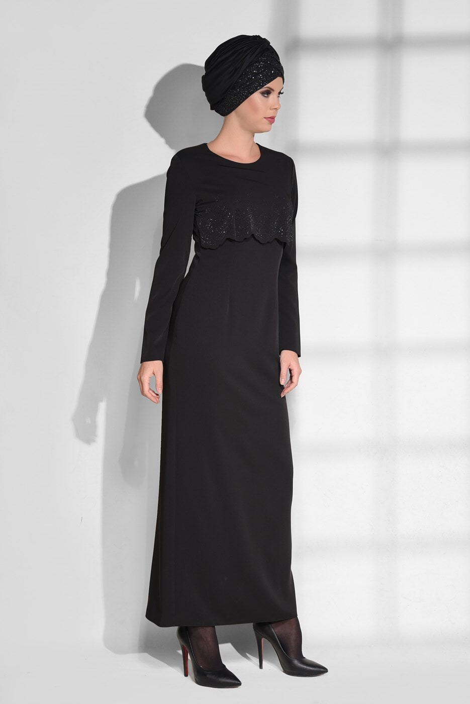 Tesettür giyim SİYAH BİSİKLET YAKA ELBİSE 4733