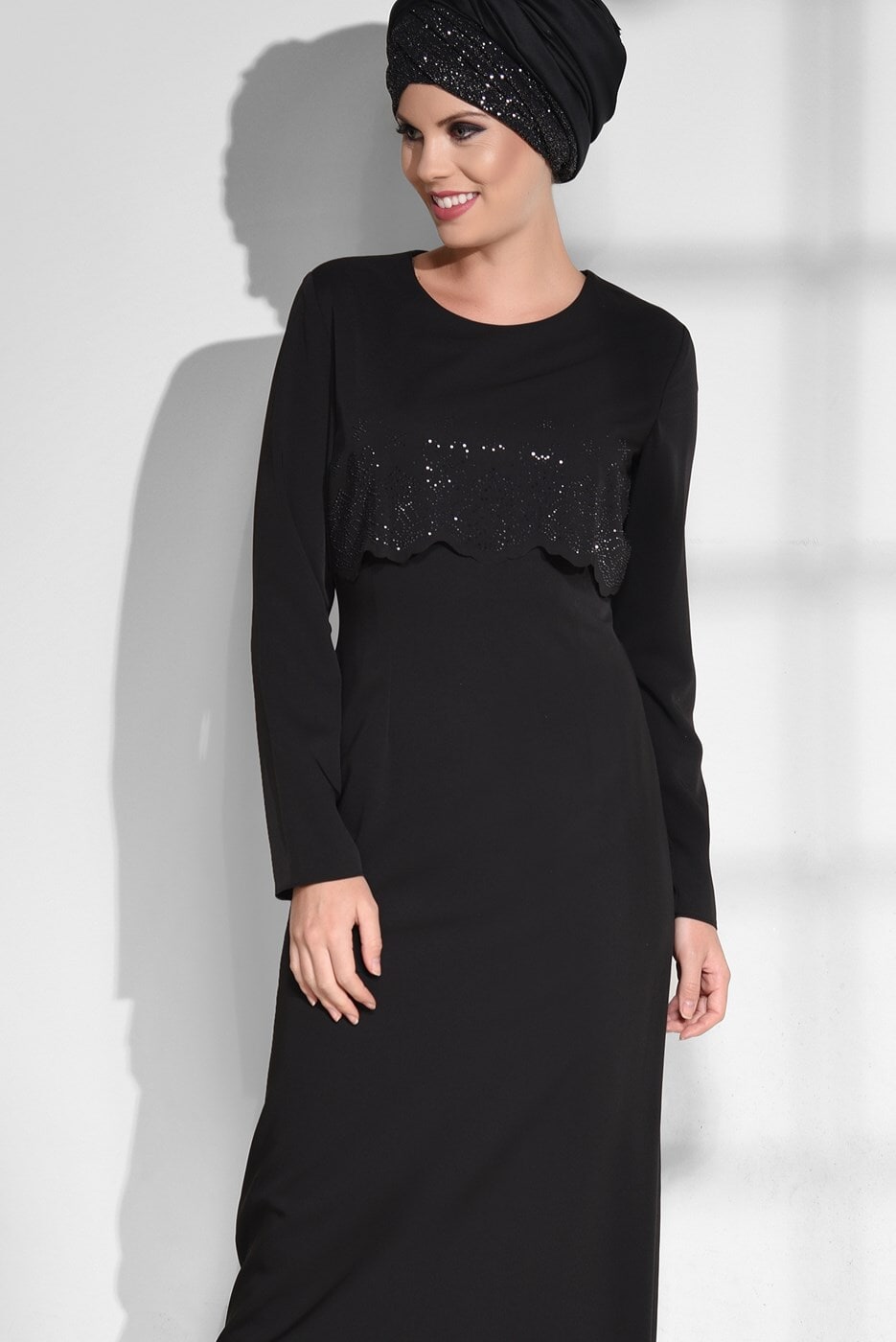 Tesettür giyim SİYAH BİSİKLET YAKA ELBİSE 4733
