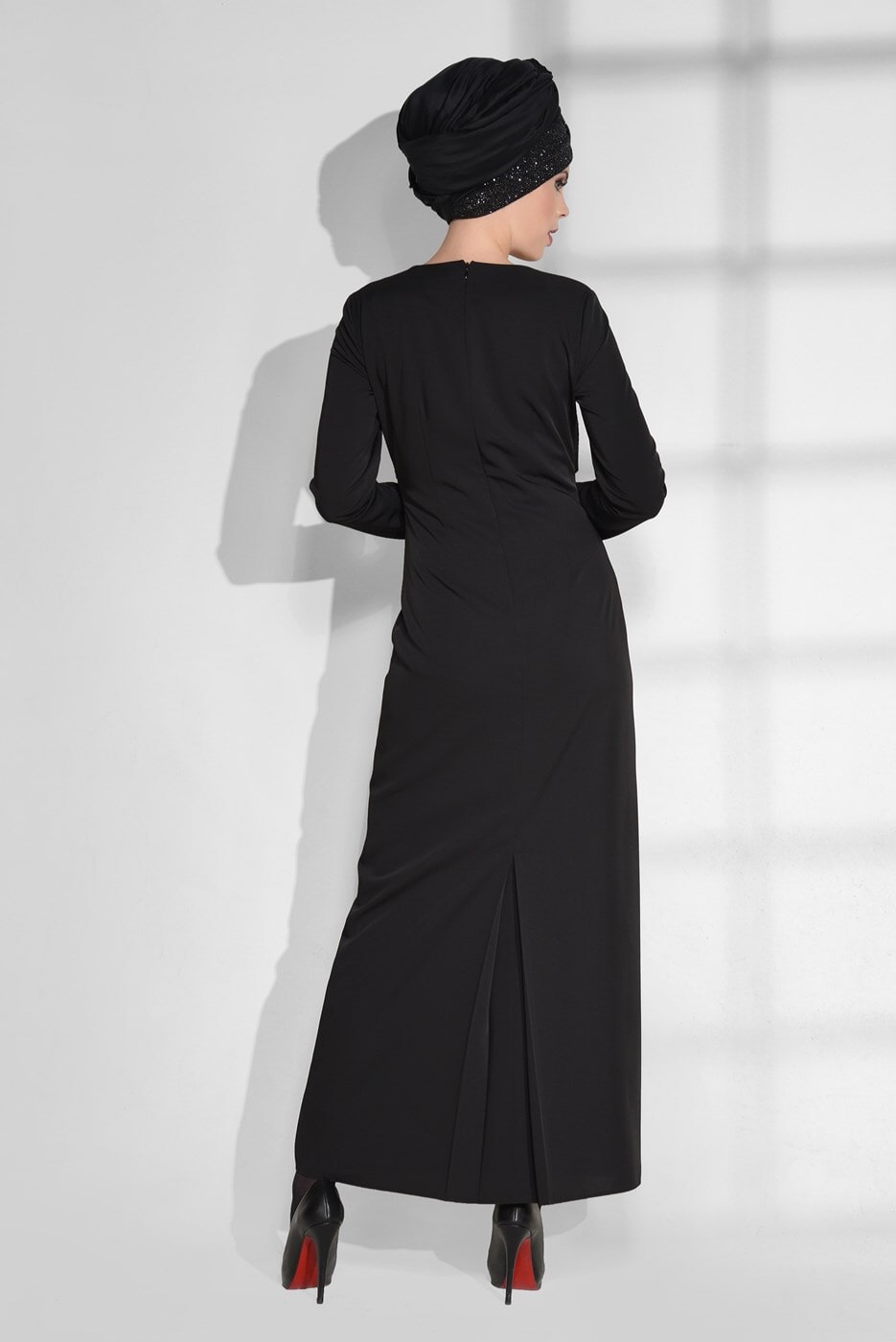 Tesettür giyim SİYAH BİSİKLET YAKA ELBİSE 4733