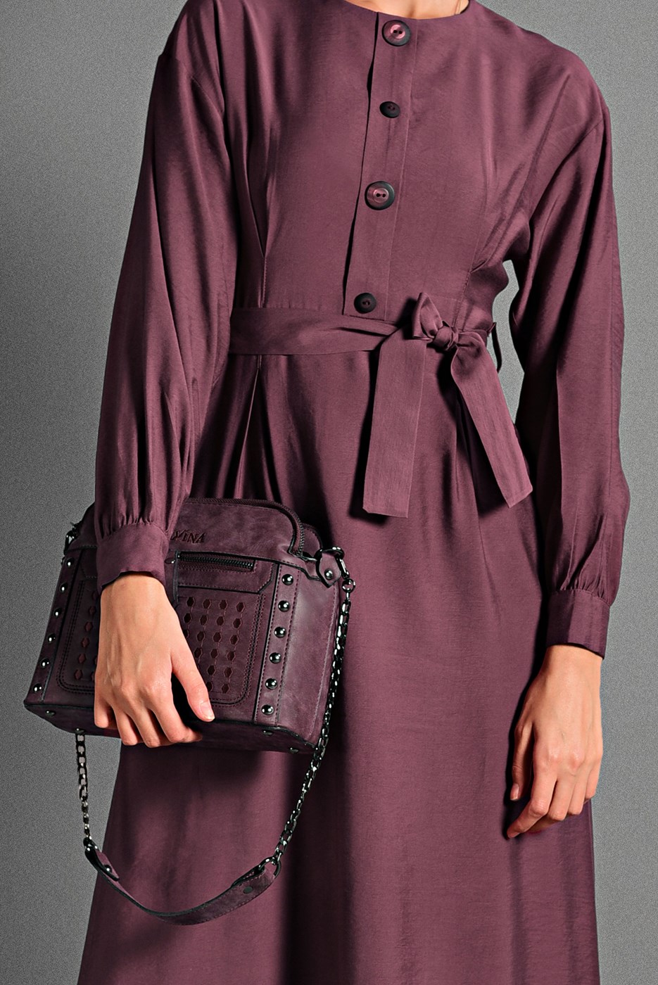 Tesettür giyim MÜRDÜM  DÜĞME DETAYLI ELBİSE 6244