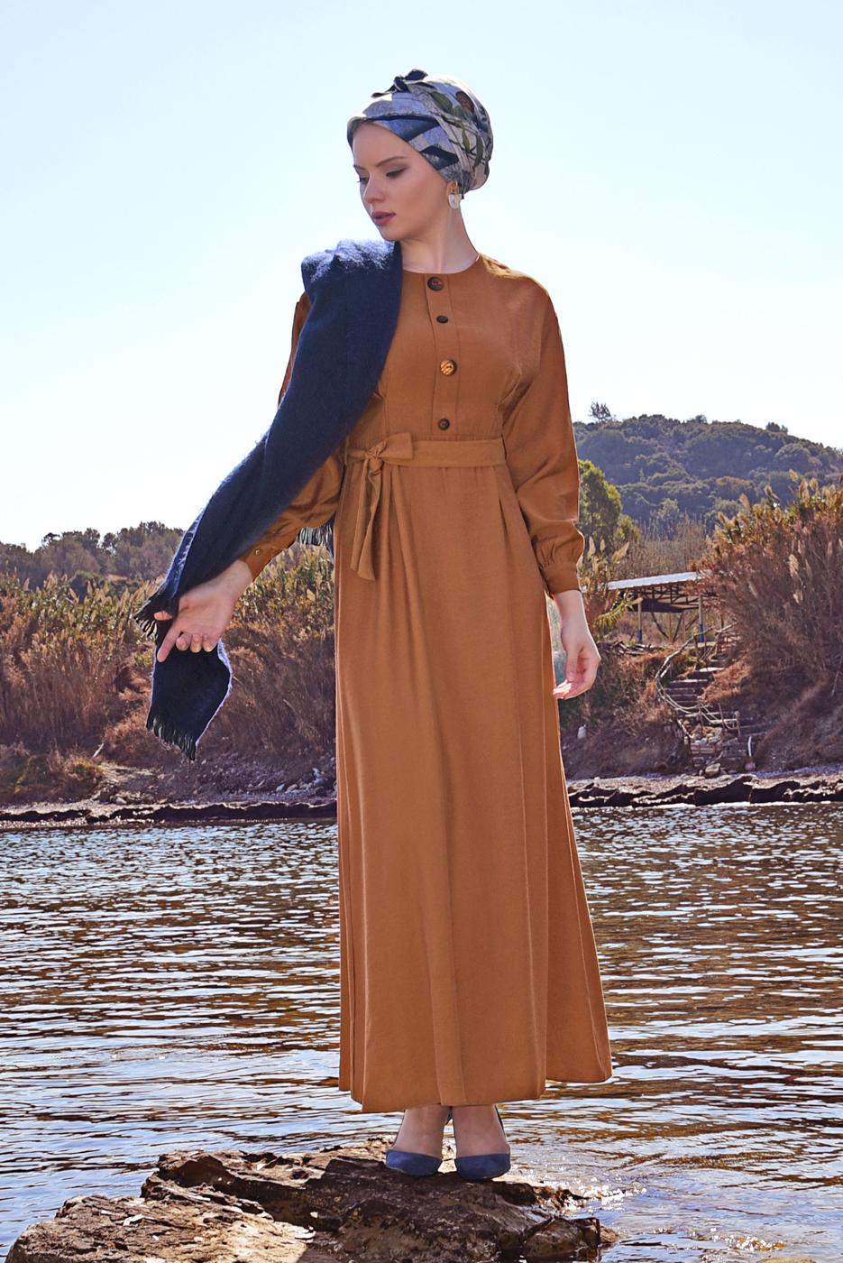 Tesettür giyim TURUNCU  DÜĞME DETAYLI ELBİSE 6244