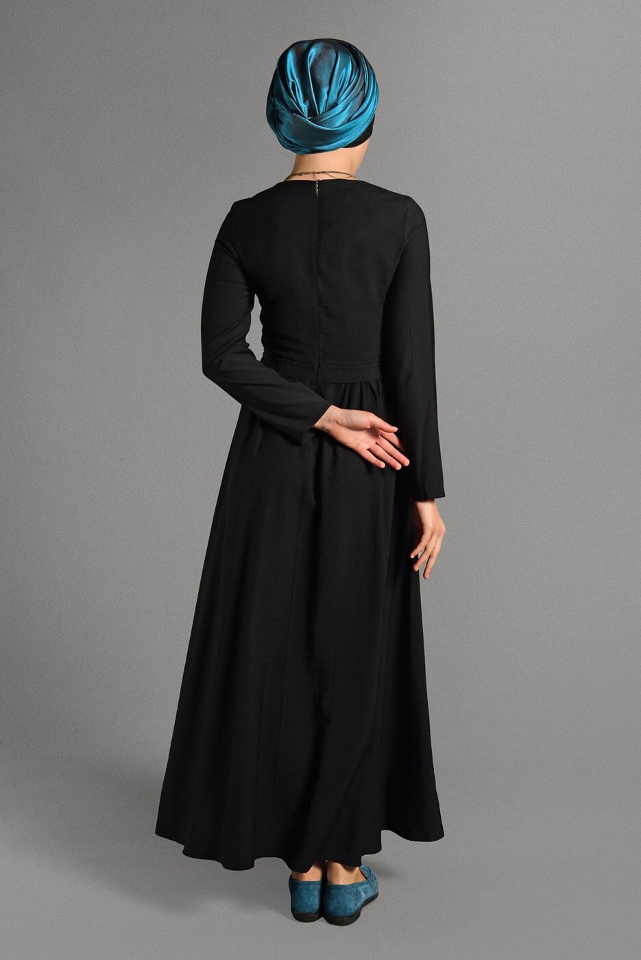Tesettür giyim SİYAH CEPLİ BELİ BAĞCIKLI ELBİSE 8244 