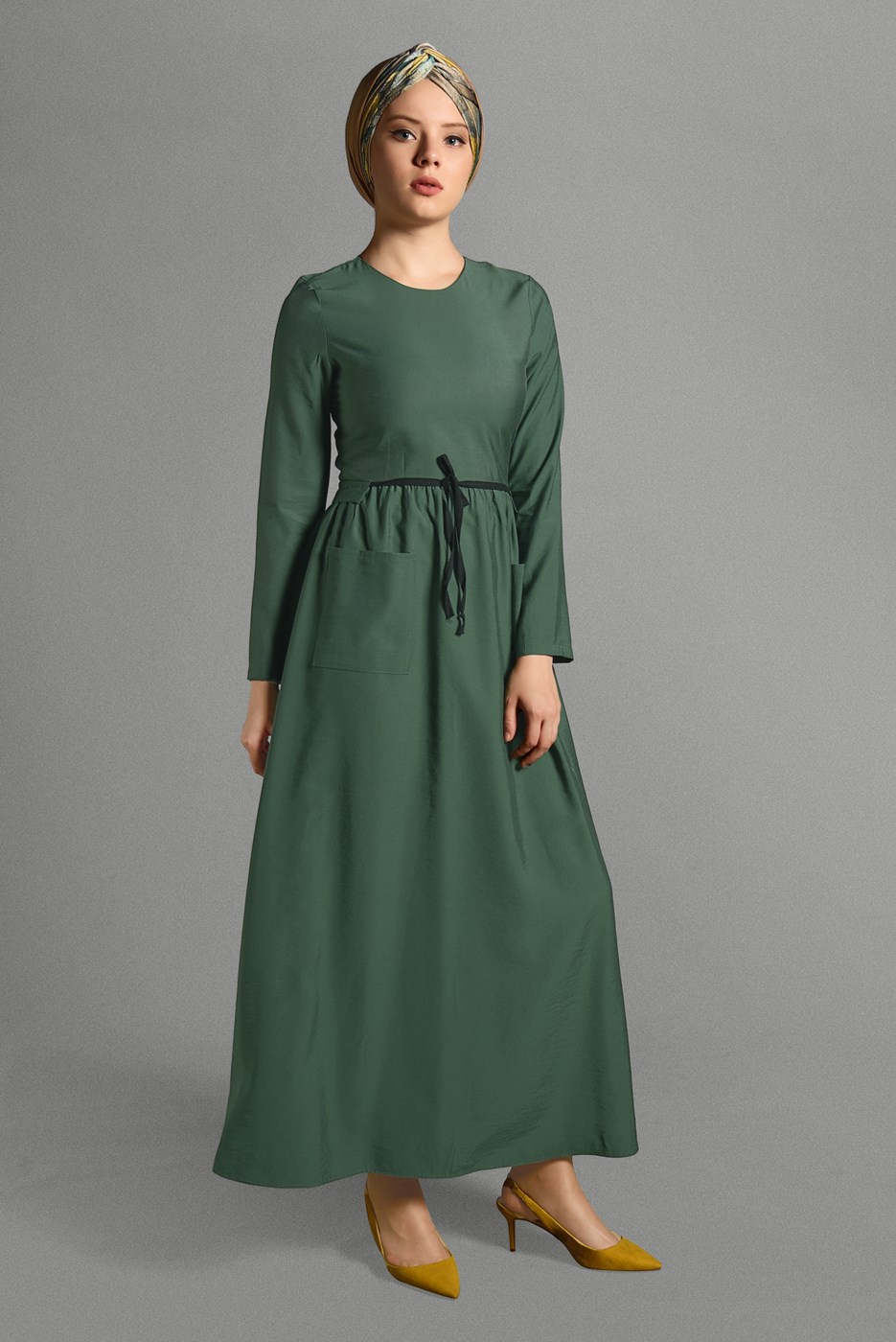 Tesettür giyim YEŞİL CEPLİ BELİ BAĞCIKLI ELBİSE 8244 