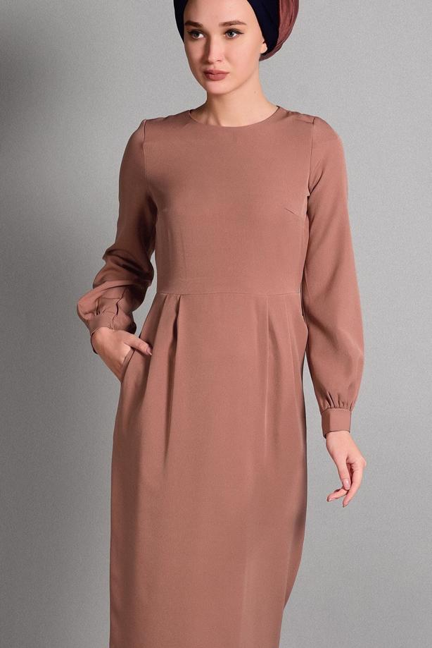 Tesettür giyim  PİLE DETAYLI ELBİSE 8393  - TRENDTESETTÜR