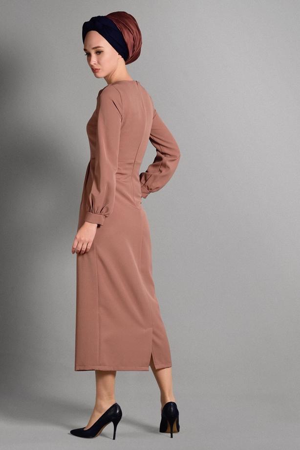 Tesettür giyim  PİLE DETAYLI ELBİSE 8393  - TRENDTESETTÜR