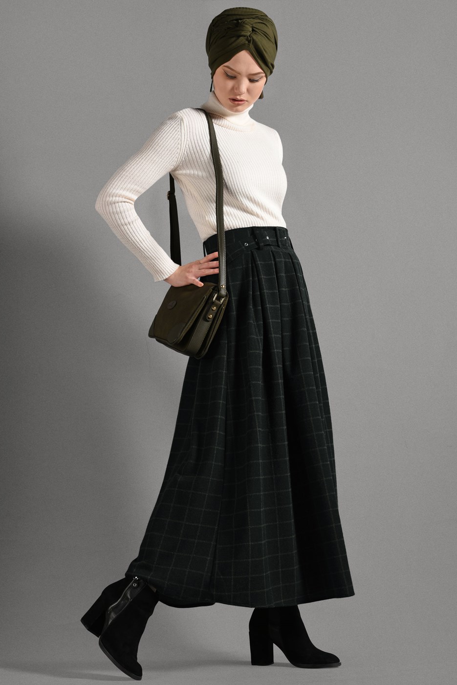 Tesettür giyim SİYAH EKOSE DESENLİ ETEK 008-1