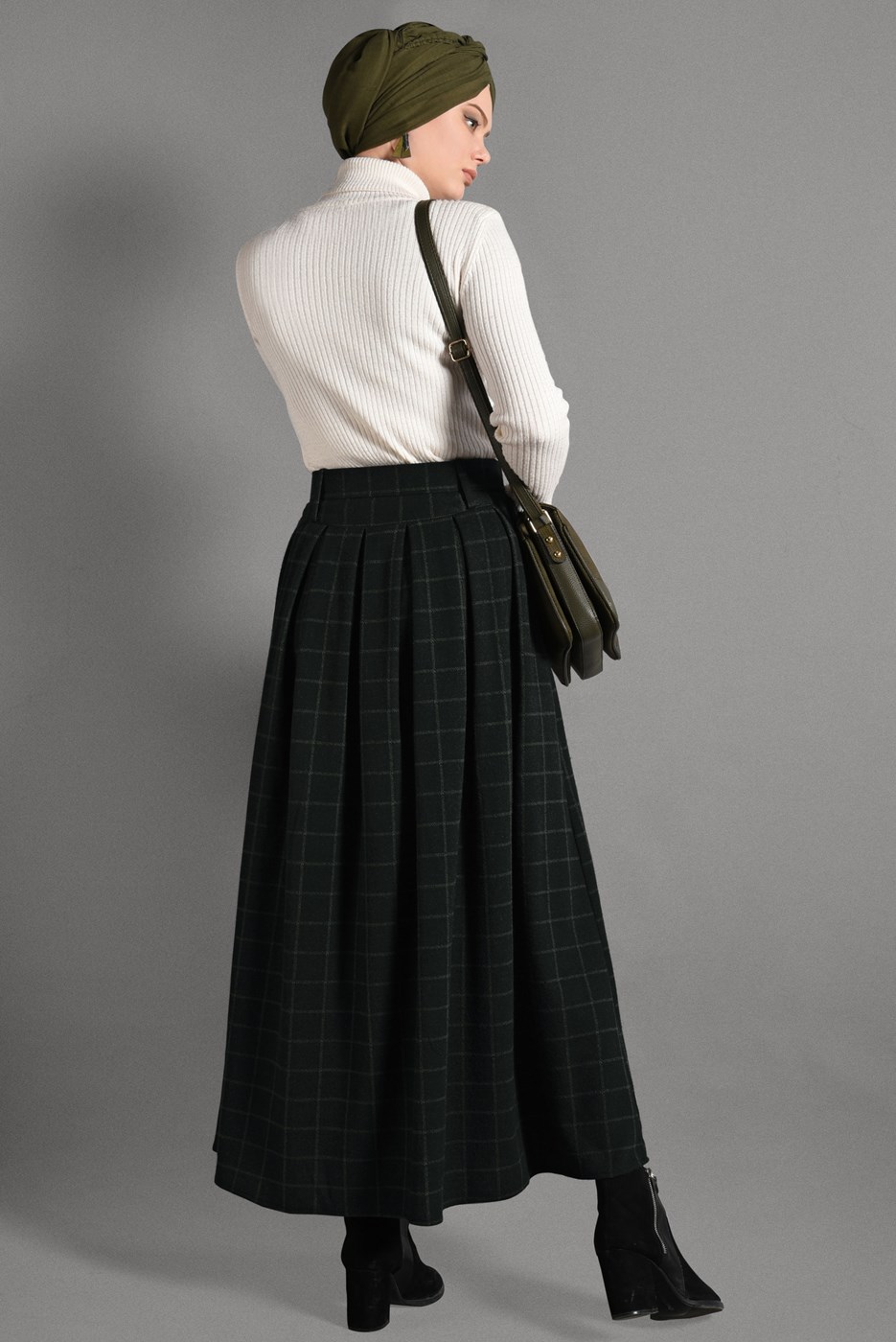 Tesettür giyim SİYAH EKOSE DESENLİ ETEK 008-1