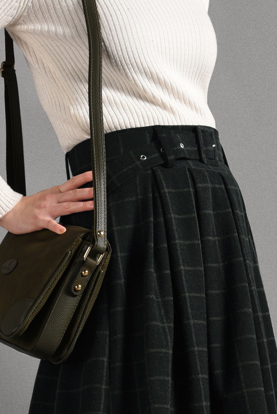 Tesettür giyim SİYAH EKOSE DESENLİ ETEK 008-1