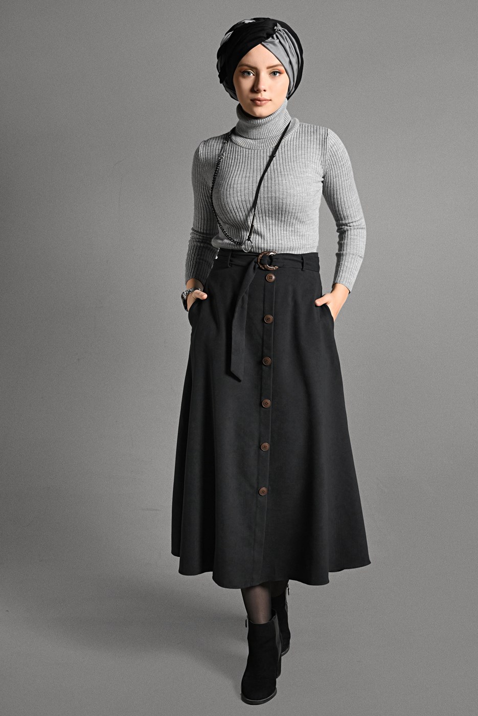 Tesettür giyim SİYAH KEMER DETAYLI SÜET ETEK 018 