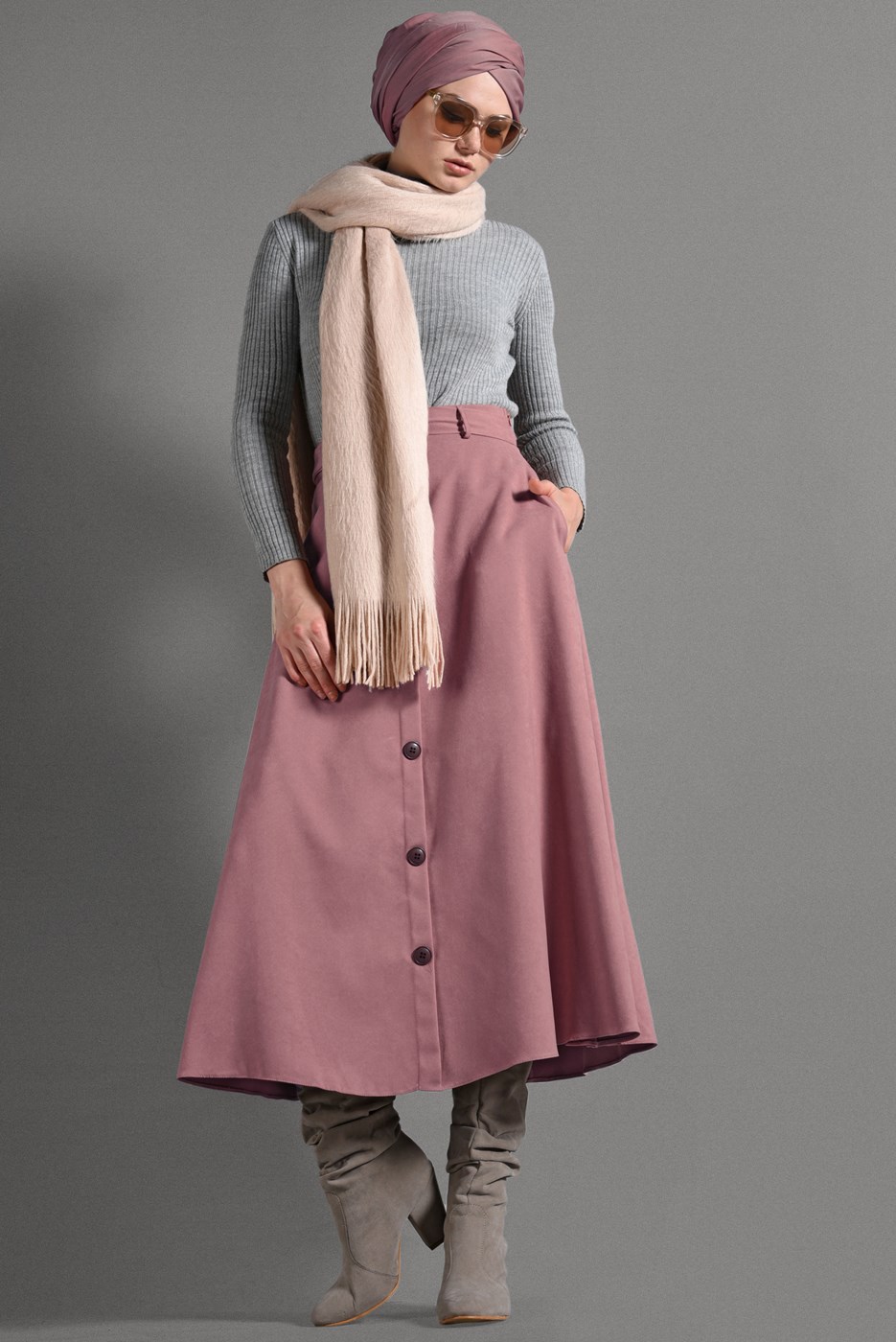 Tesettür giyim PUDRA KEMER DETAYLI SÜET ETEK 018 