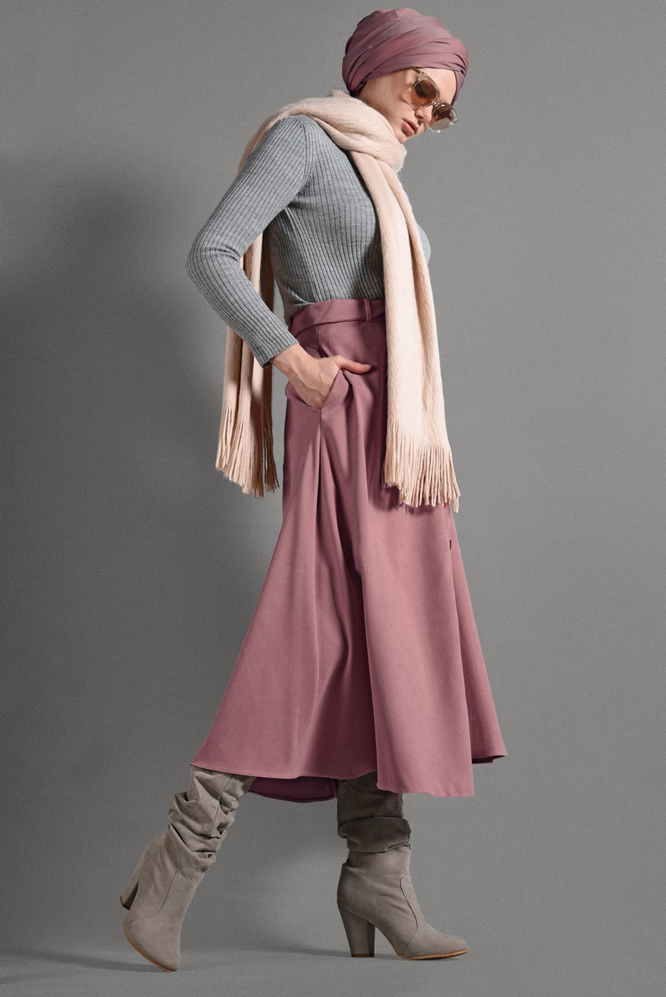 Tesettür giyim PUDRA KEMER DETAYLI SÜET ETEK 018 
