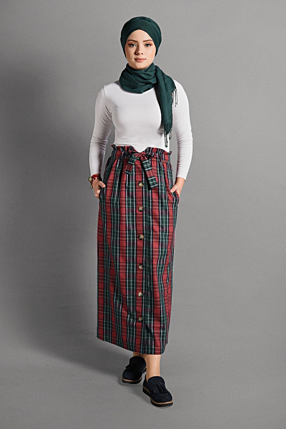 Tesettür giyim KIRMIZI EKOSE DESEN KUŞAKLI ETEK 518