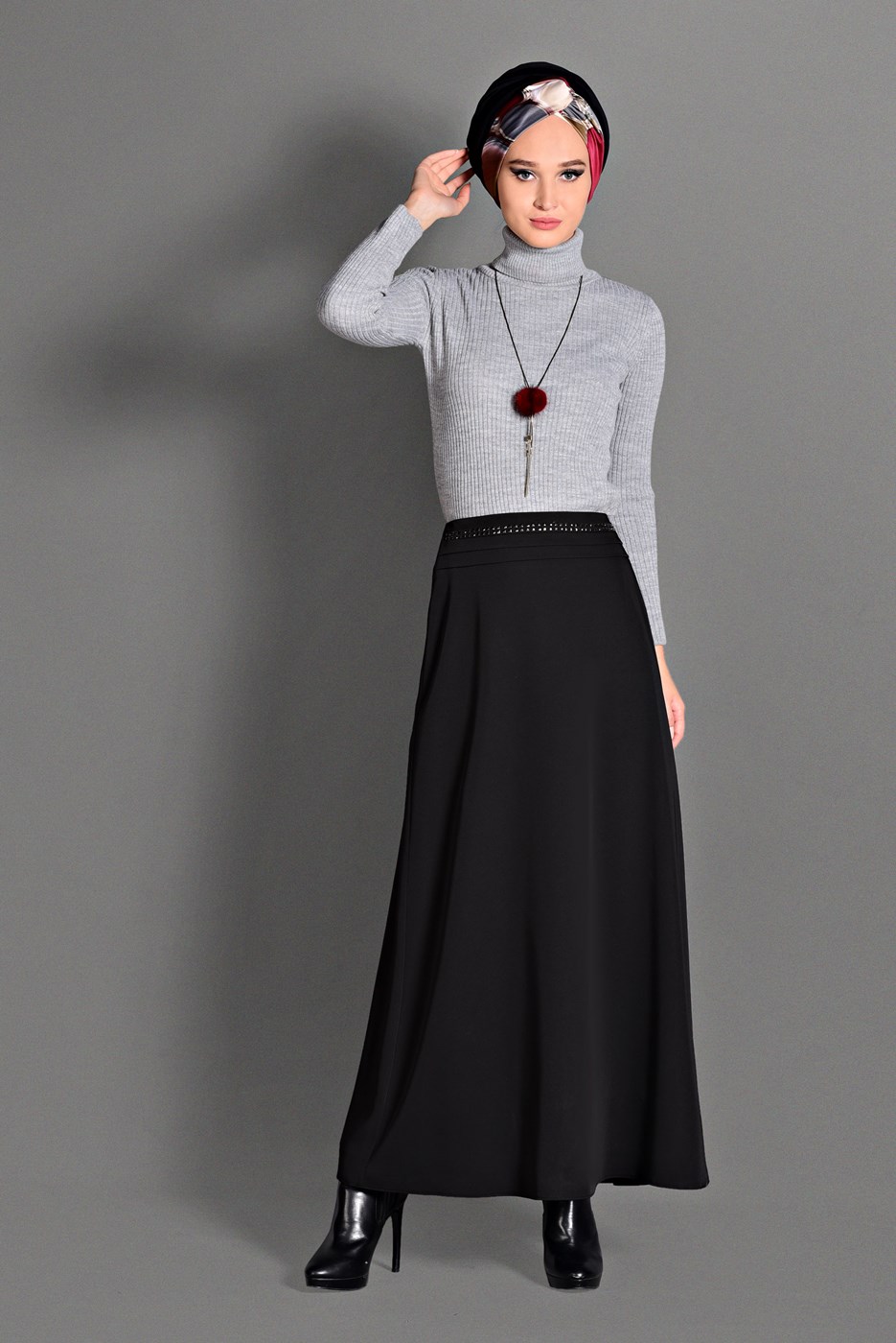 Tesettür giyim SİYAH BELİ TAŞ DETAYLI ETEK 6101 