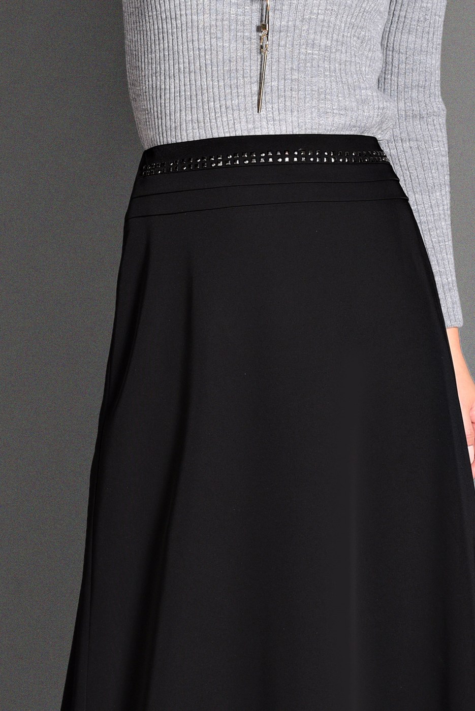 Tesettür giyim SİYAH BELİ TAŞ DETAYLI ETEK 6101 