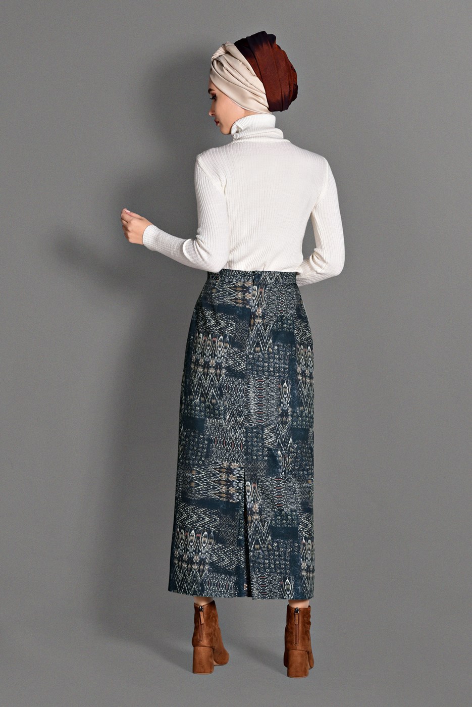 Tesettür giyim LACİVERT DESENLİ ETEK 6105