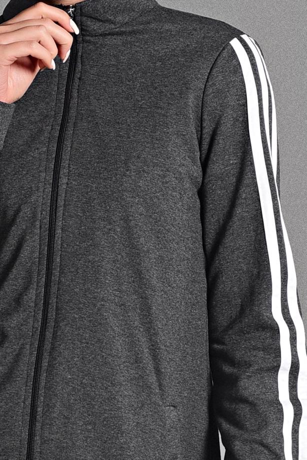 Tesettür giyim  FERMUARLI ÇİZGİ DETAYLI SPOR FERACE 8028  - TRENDTESETTÜR