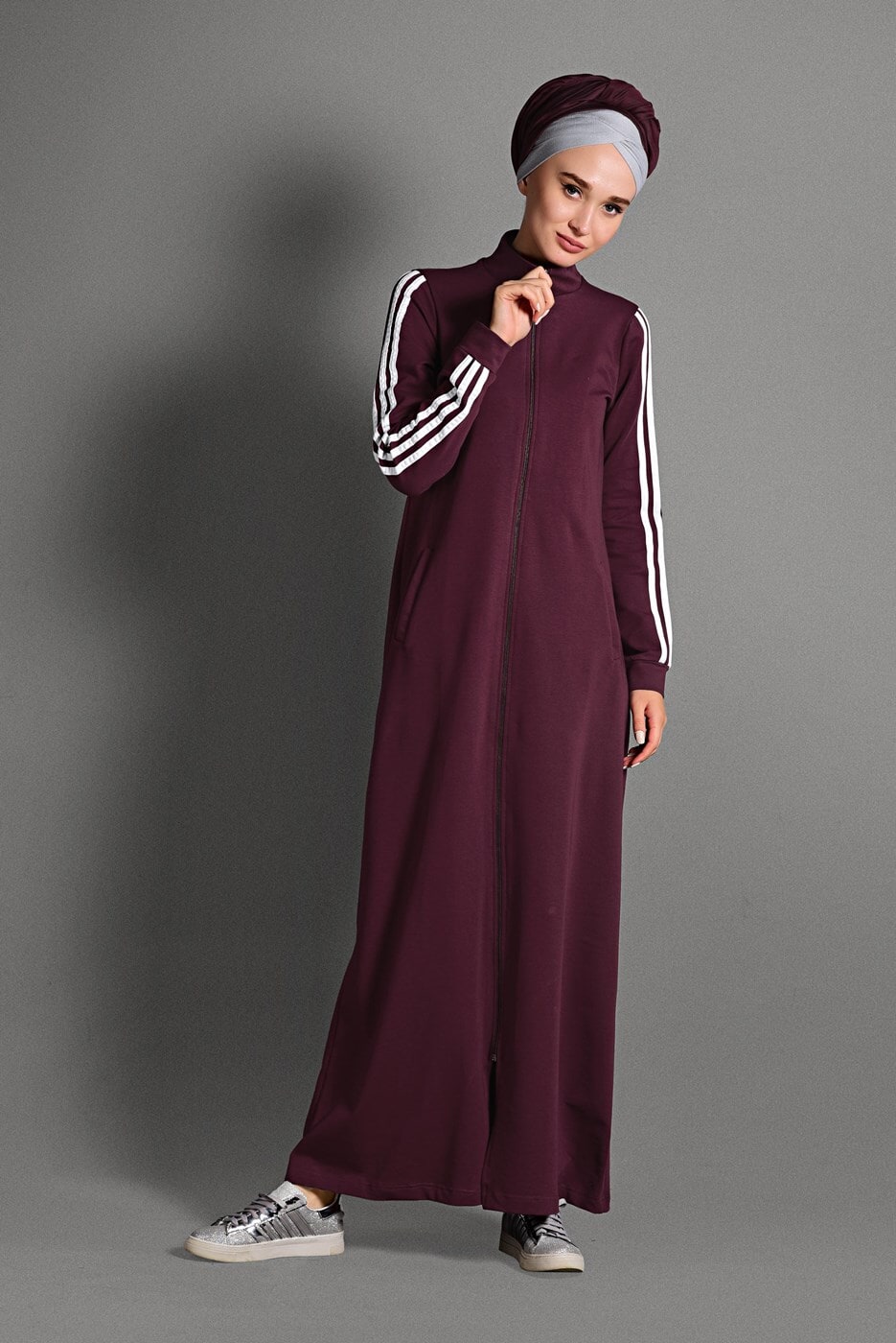 Tesettür giyim BORDO FERMUARLI ÇİZGİ DETAYLI SPOR FERACE 8028 