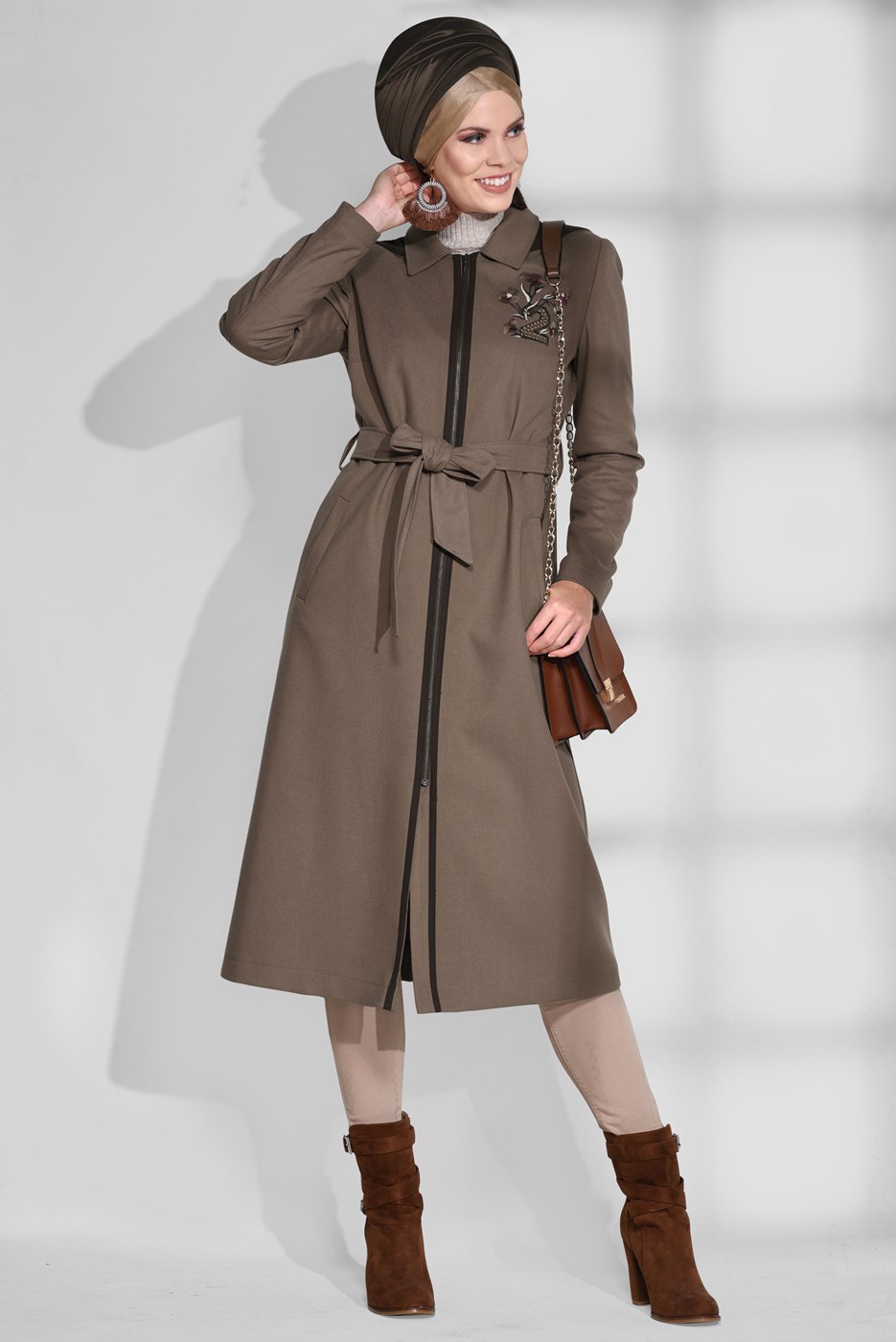 Tesettür giyim KAHVE ERKEK YAKA FERMUARLI KABAN 9635 