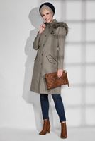 Tesettür giyim BEJ KÜRKLÜ CEP DETAYLI KABAN 9636