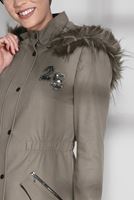 Tesettür giyim BEJ KÜRKLÜ CEP DETAYLI KABAN 9636