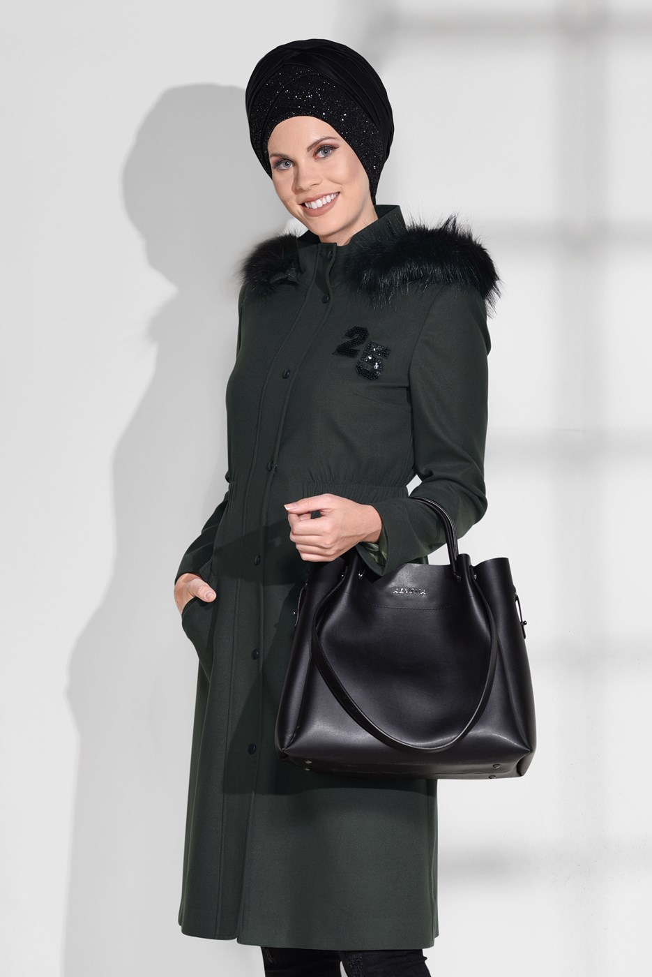 Tesettür giyim HAKİ KÜRKLÜ CEP DETAYLI KABAN 9636