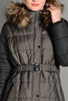 Tesettür giyim HAKİ KAPÜŞONLU ŞİŞME KEMERLİ KABAN 9658 