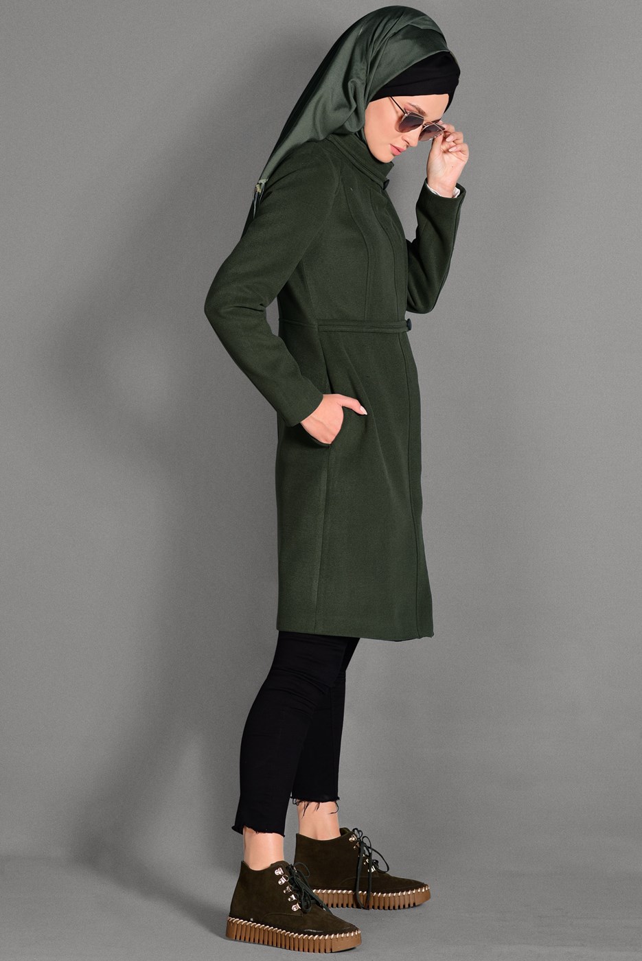 Tesettür giyim HAKİ HAKİM YAKA KAŞE KABAN 9687