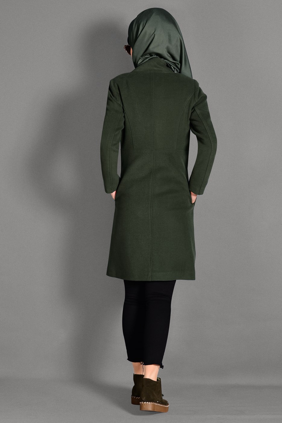 Tesettür giyim HAKİ HAKİM YAKA KAŞE KABAN 9687