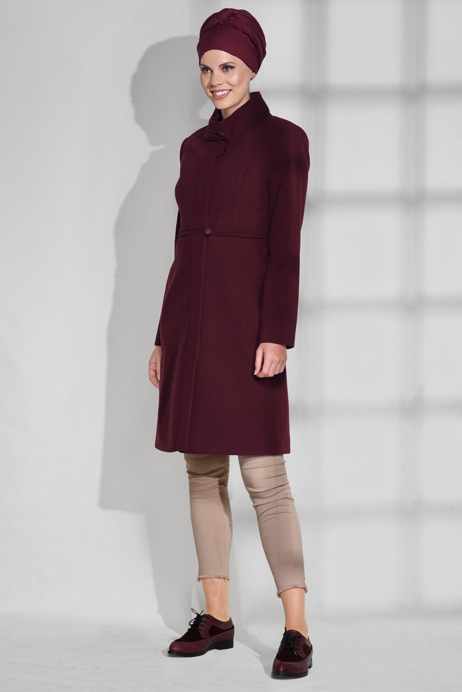 Tesettür giyim BORDO HAKİM YAKA KAŞE KABAN 9687
