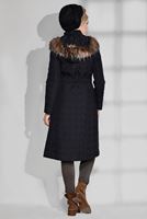 Tesettür giyim SİYAH BİYELİ KAPİTONE KABAN 9694 