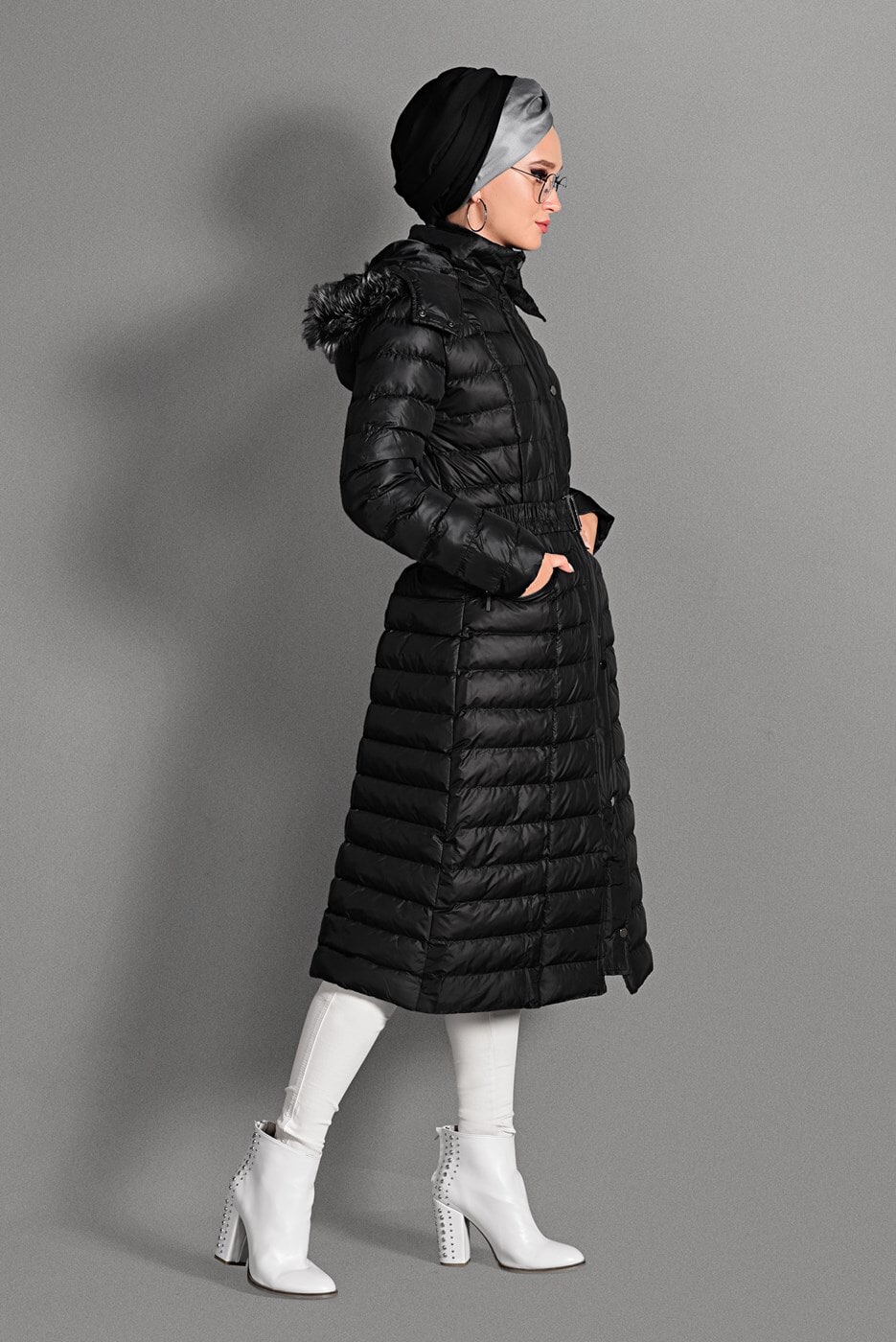 Tesettür giyim SİYAH KAPÜŞONLU KEMERLİ KABAN 9711 