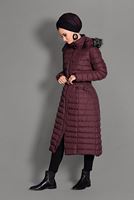 Tesettür giyim BORDO KAPÜŞONLU KEMERLİ KABAN 9711 