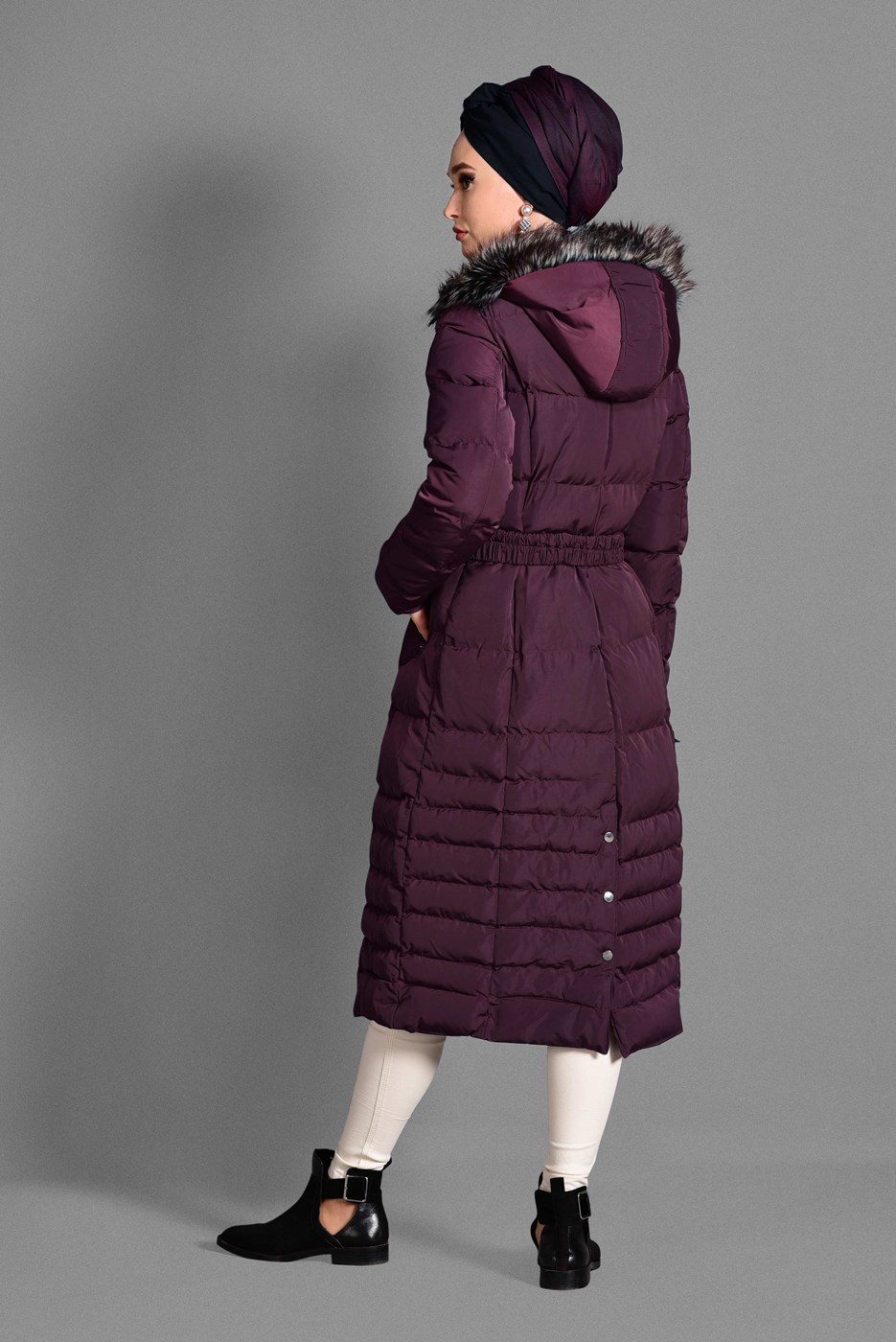 Tesettür giyim BORDO KAPÜŞONLU KABAN 9712 