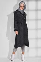 Tesettür giyim SİYAH KÜRK DETAYLI KAPÜŞONLU KABAN 9730