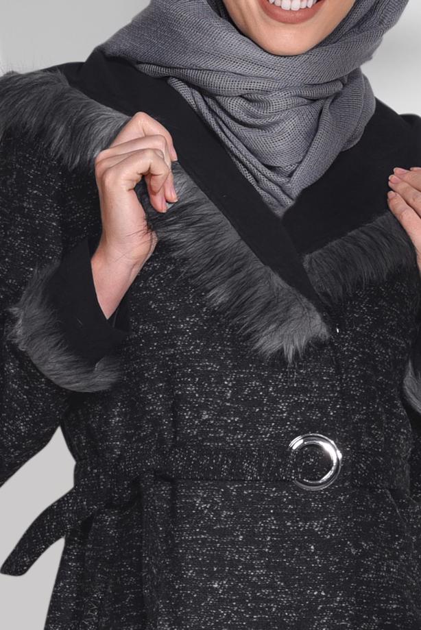 Tesettür giyim  KÜRK DETAYLI KAPÜŞONLU KABAN 9730 - TRENDTESETTÜR