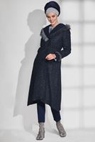 Tesettür giyim LACİVERT KÜRK DETAYLI KAPÜŞONLU KABAN 9730