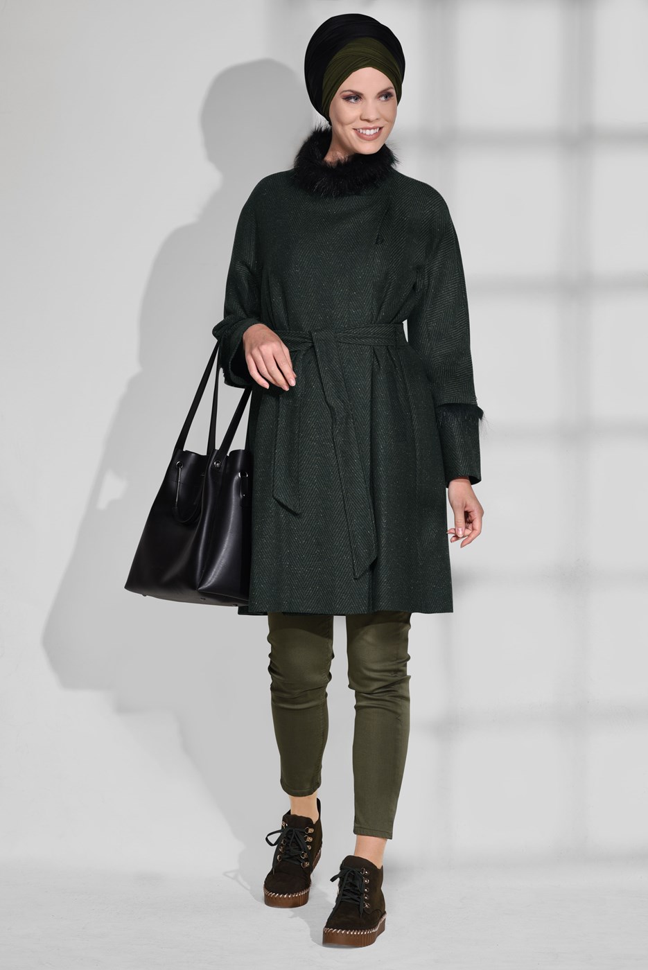 Tesettür giyim HAKİ CEPLİ BELİ KUŞAKLI KABAN 9733