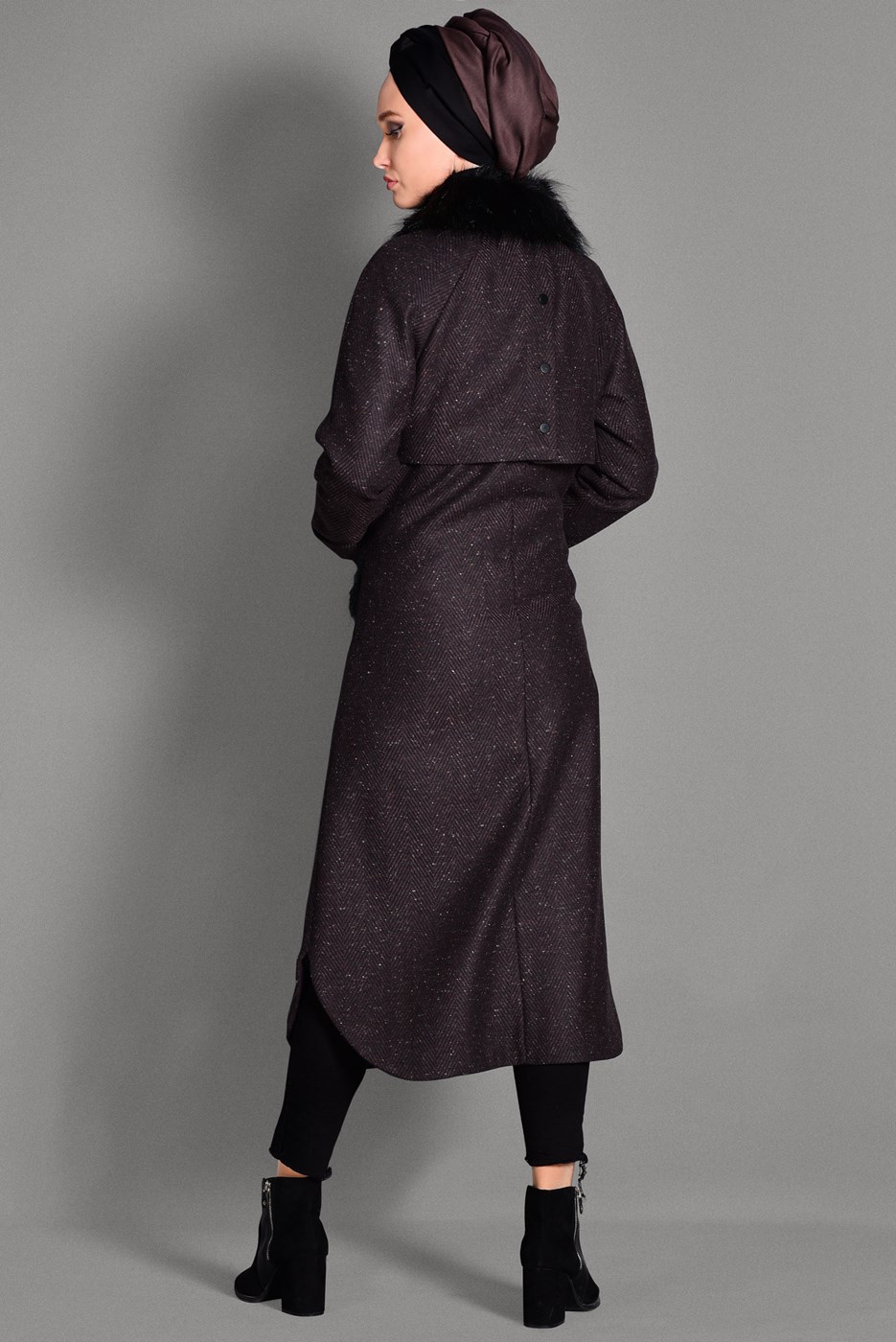 Tesettür giyim BORDO KÜRK DETAYLI FERMUARLI KABAN 9735 